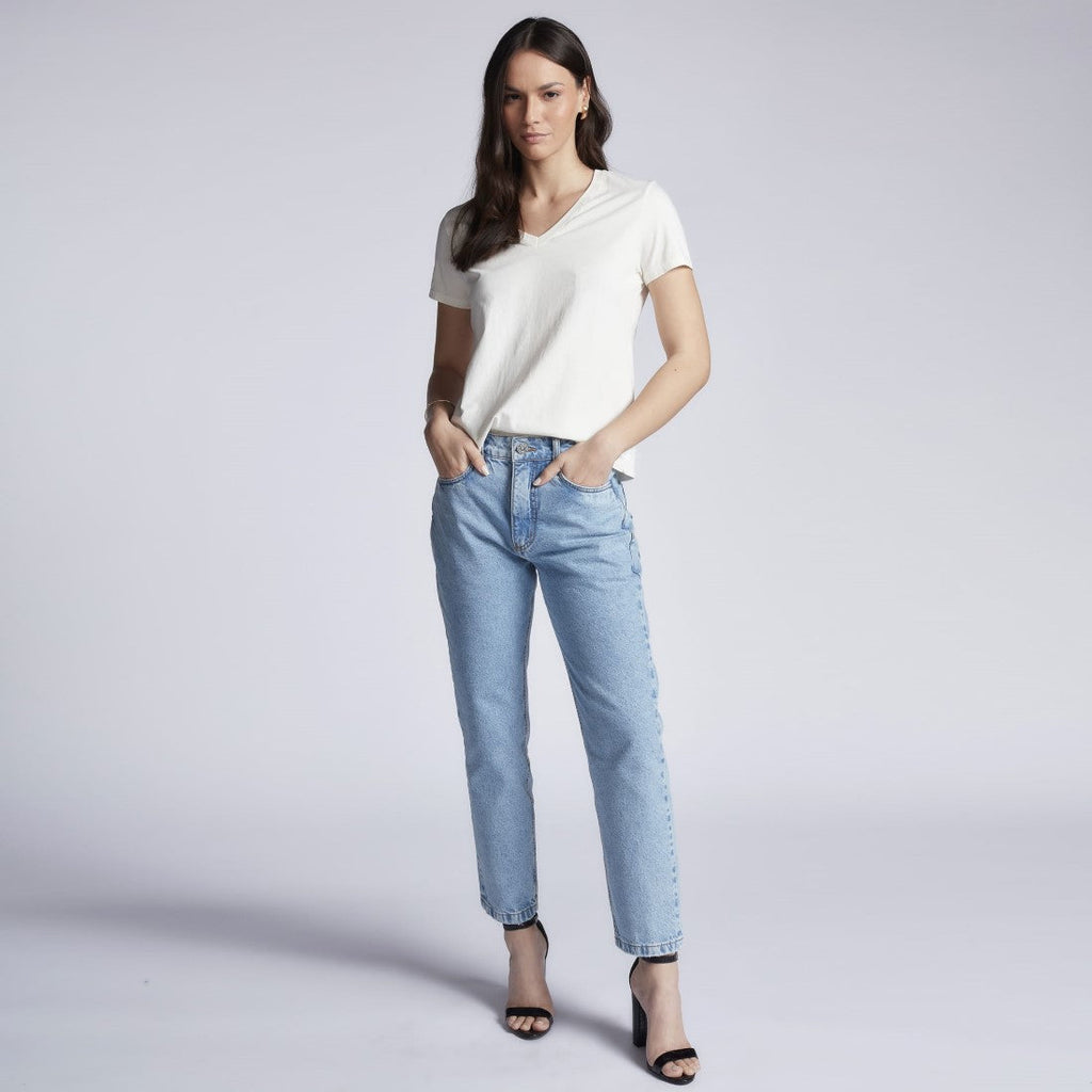Calça Jeans Feminina Mom Lavagem Clara INV-984/2