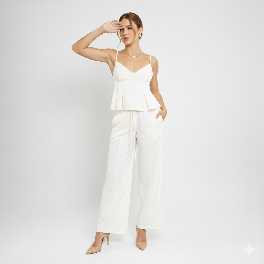 Blusa Feminina de Alças Finas Estruturada em Poliamida com Viscose BL613