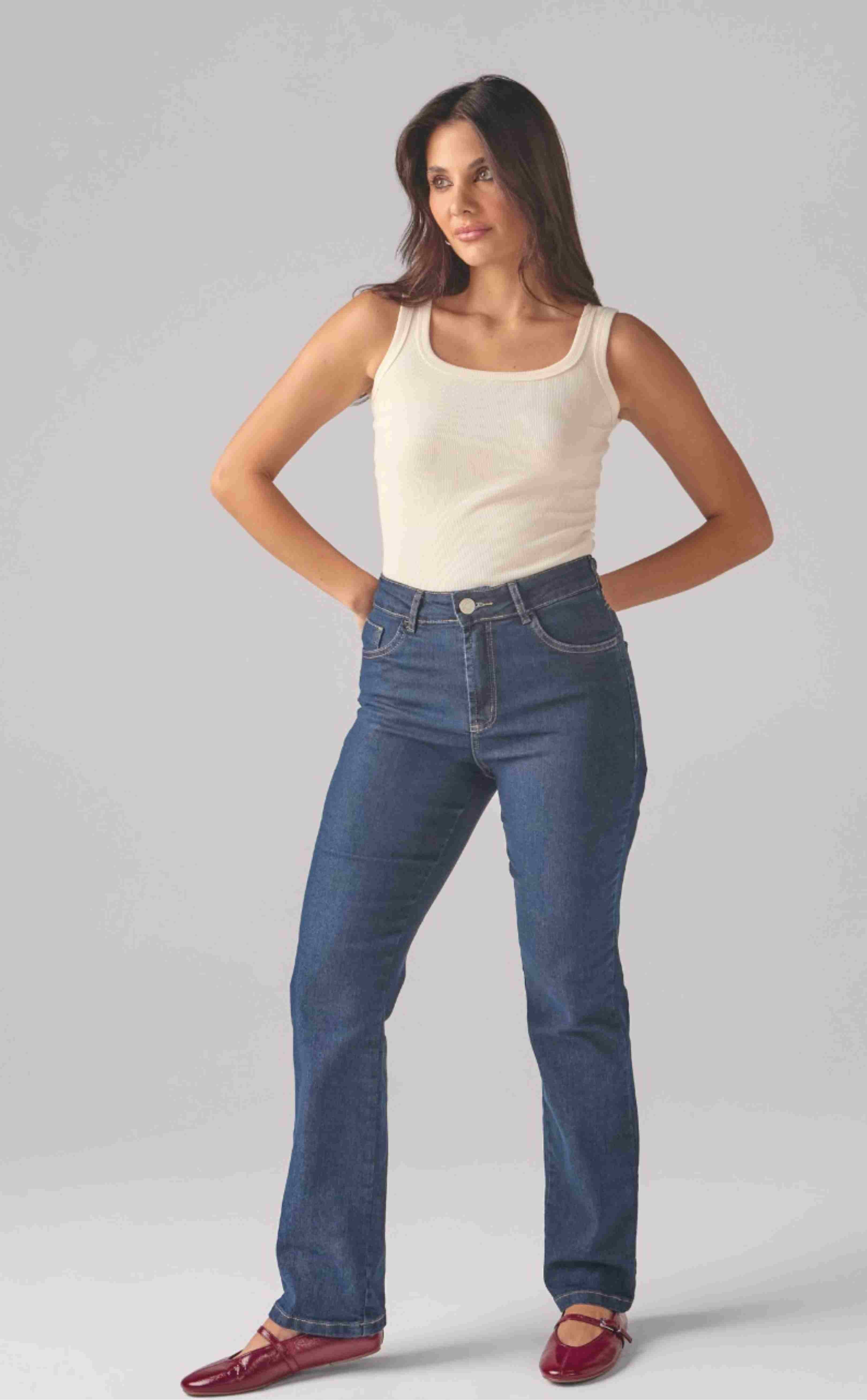 CALCA RETA FEMININO ESCURO
