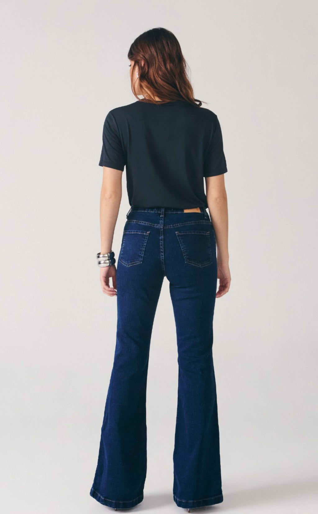 CALÇA FLARE CINTURA MÉDIA FEMININO ESCURO