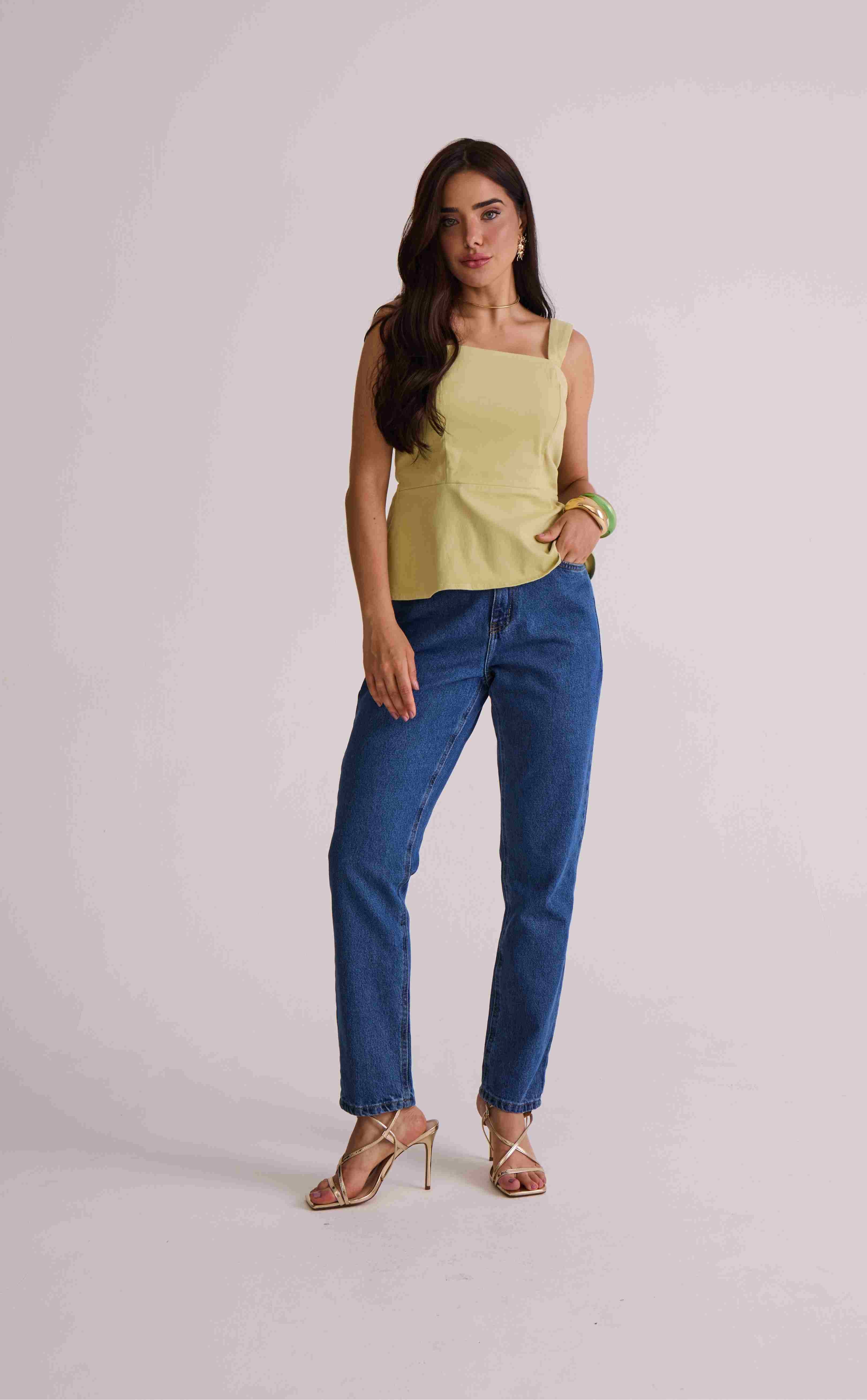 CALÇA RETA FEMININA MEDIO