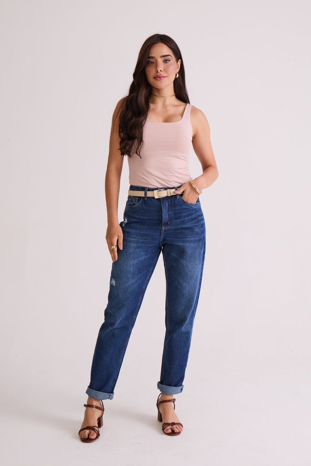 CALÇA RETA FEMININA ESCURO