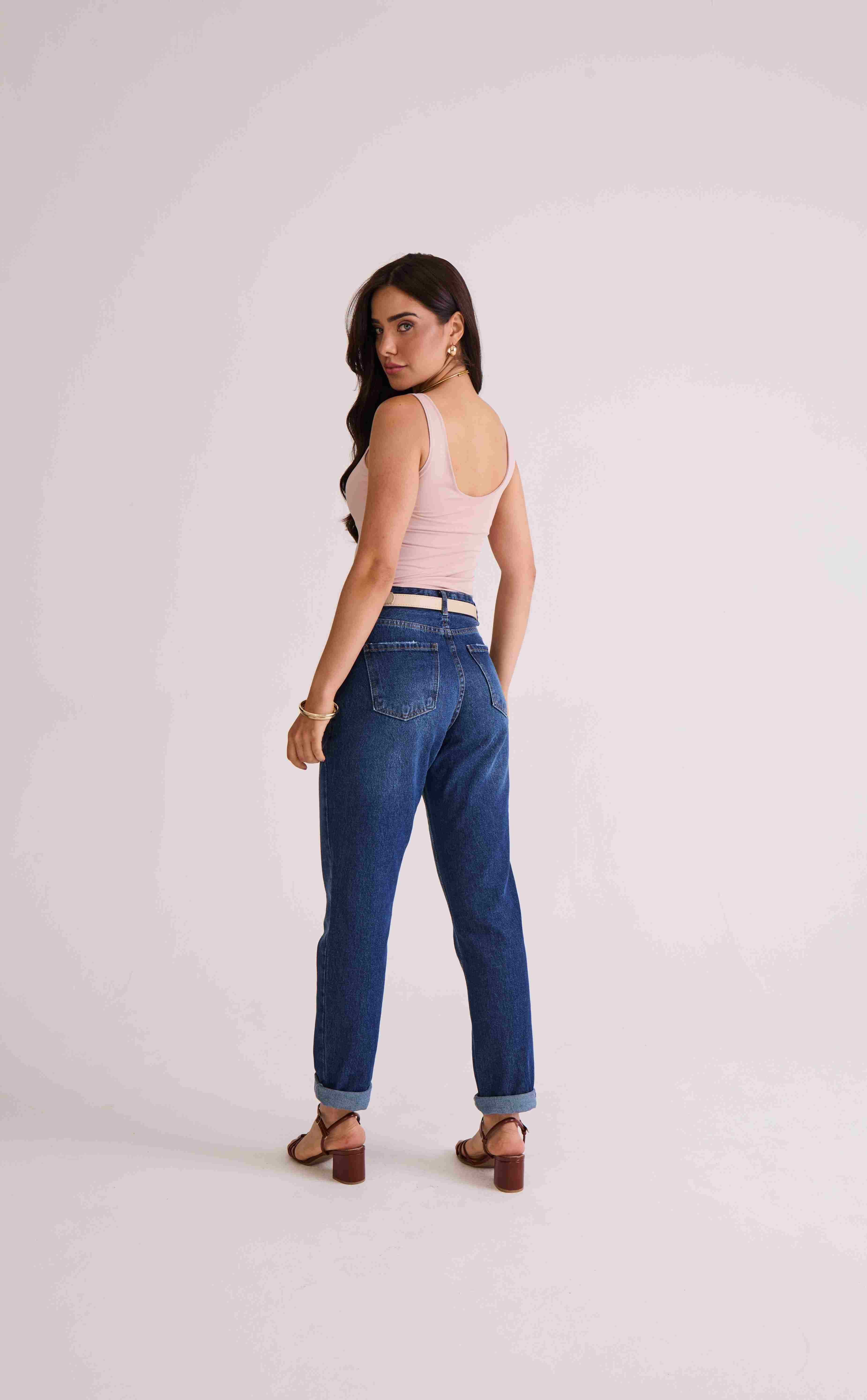 CALÇA RETA FEMININA ESCURO