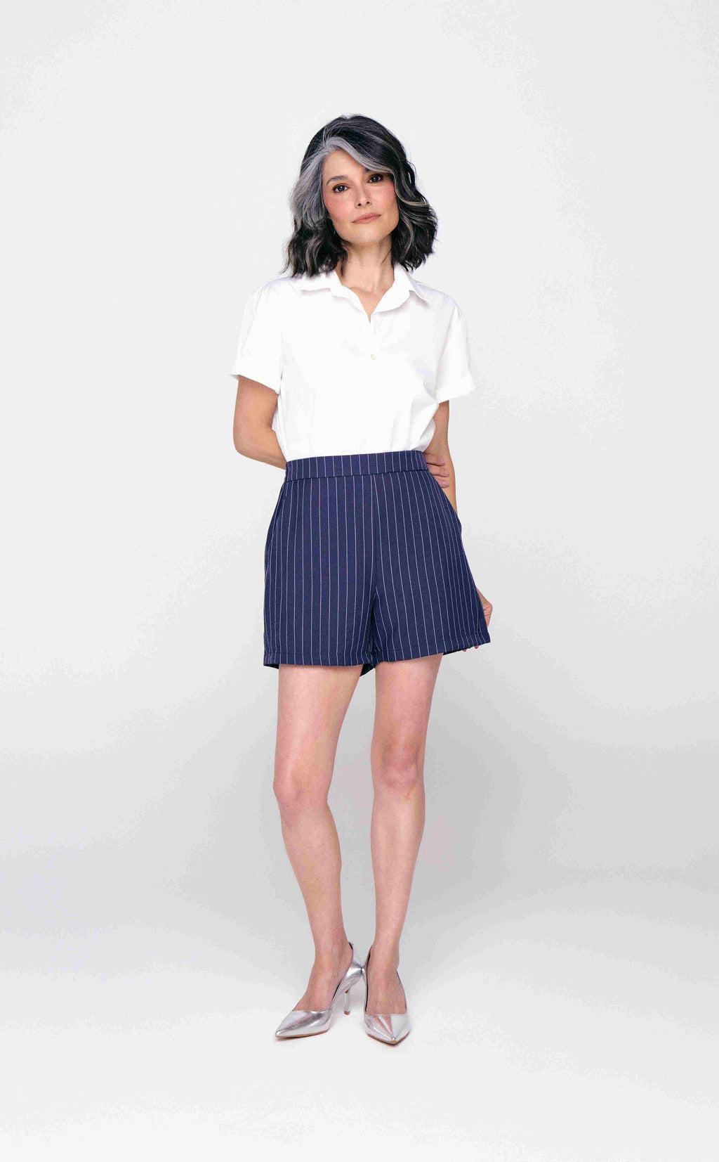 BERMUDA ALFAIATARIA FEMININA MARINHO 19-4013